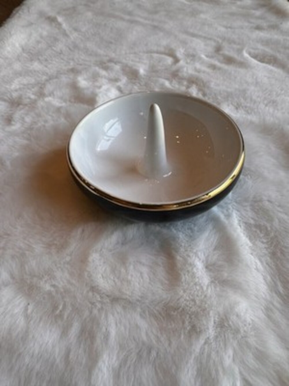 Kate Spade Lenox Porcelain Jewelry Ring Dish Ring It Up New York Black w/ Gold